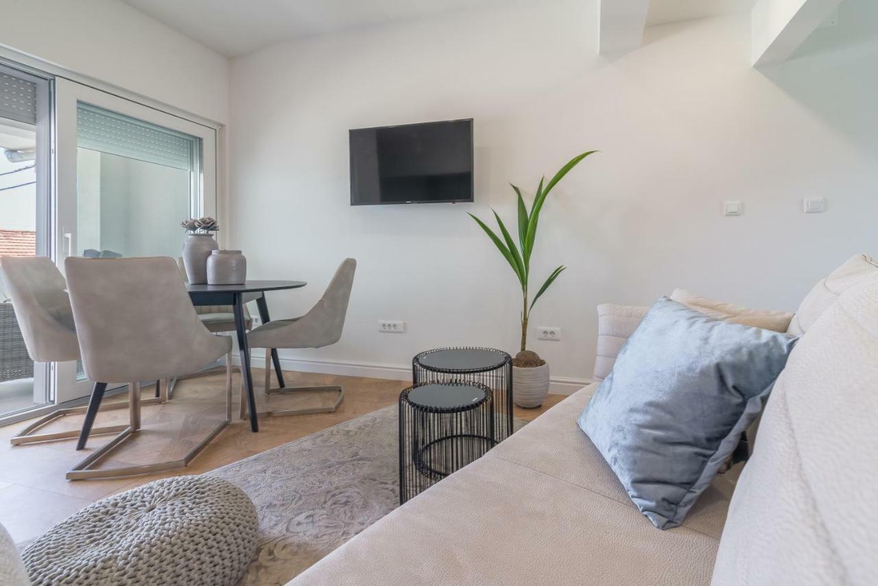 Luxury Piano Apartment Ζαντάρ Εξωτερικό φωτογραφία