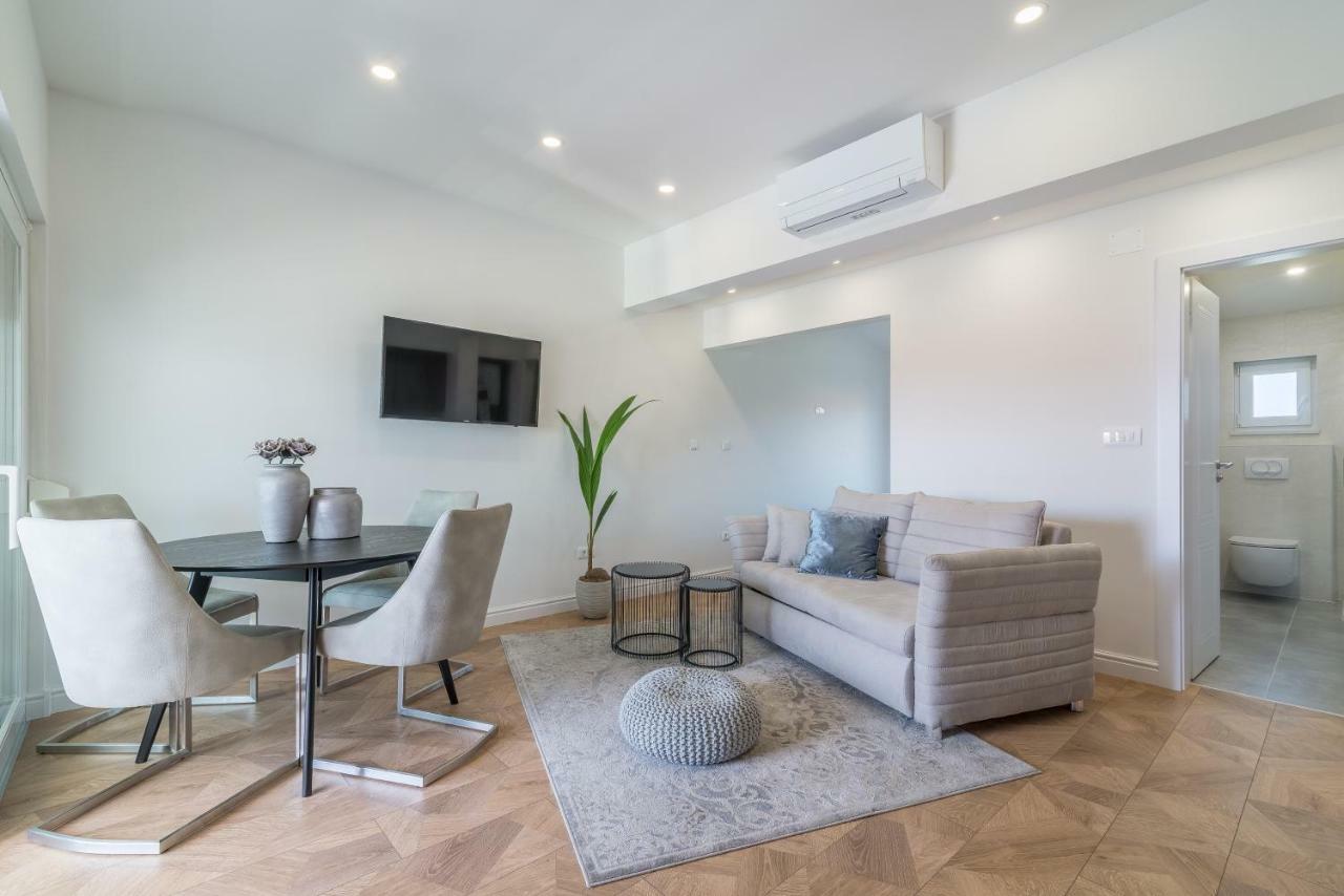 Luxury Piano Apartment Ζαντάρ Εξωτερικό φωτογραφία