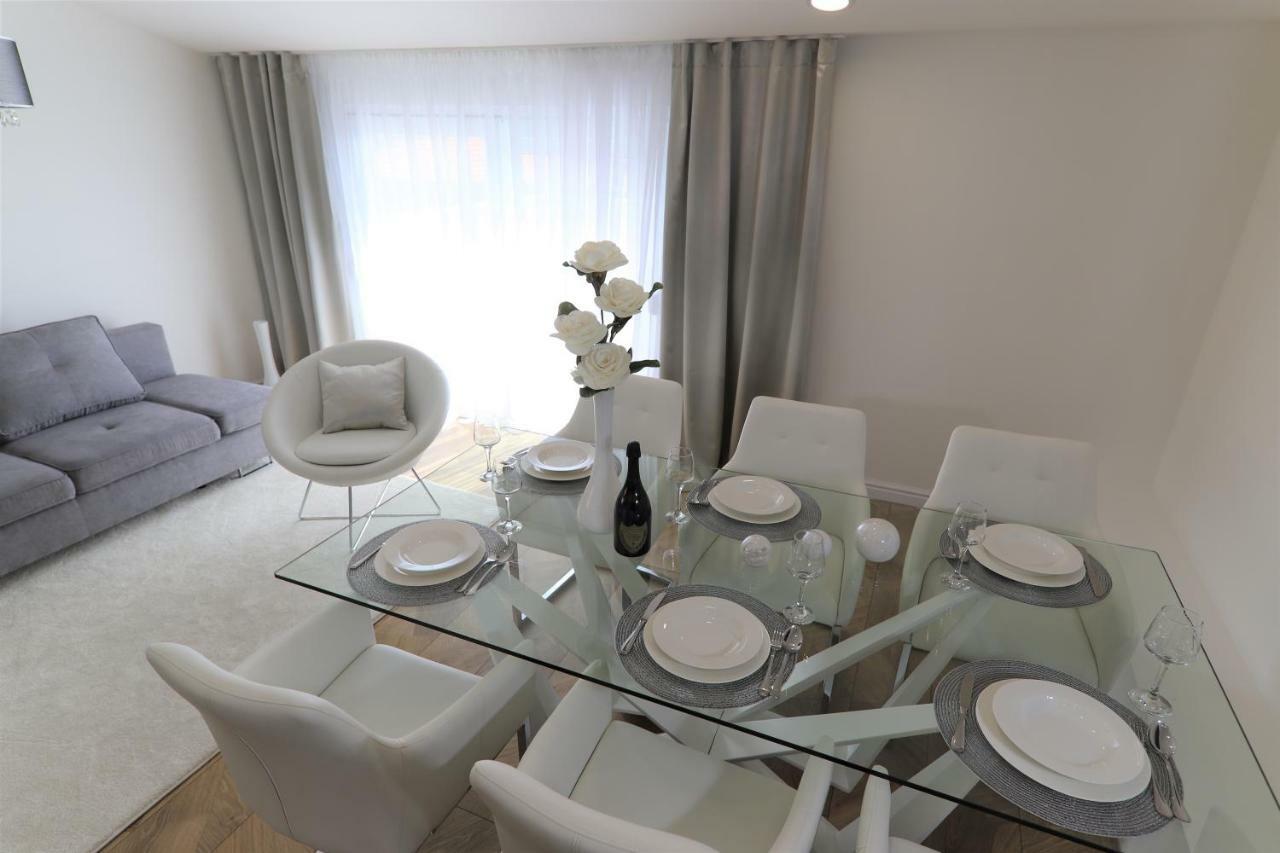 Luxury Piano Apartment Ζαντάρ Εξωτερικό φωτογραφία